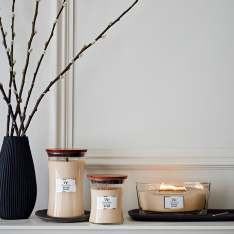 Grand pot de miel blanc