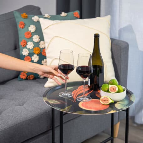 Verspielter Beistelltisch 'Still Life', Ø 46 cm