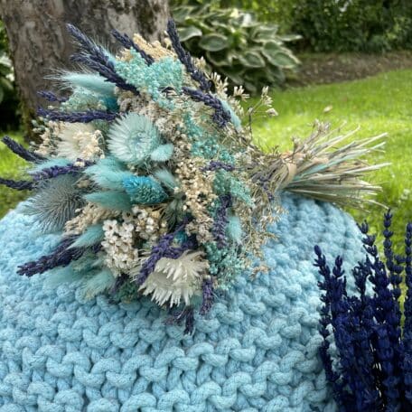 Trockenblumenstrauss Türkis © Atelier Leutwyler Fleurop Partner Ebikon bei Luzern