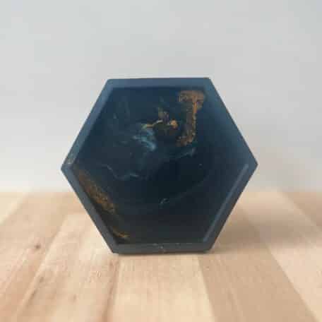 Hexagon Tablett, schwarz gold marmoriert