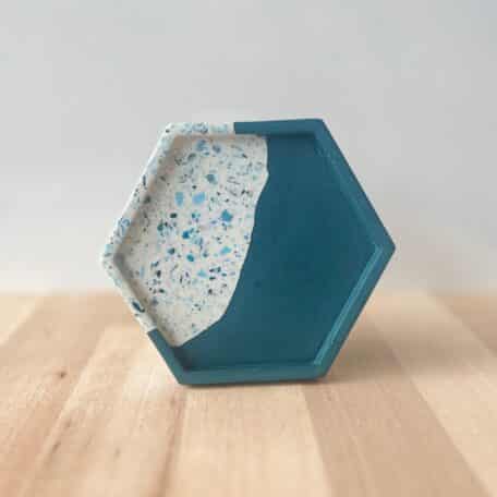 Hexagon Tablett, Terrazzo blau