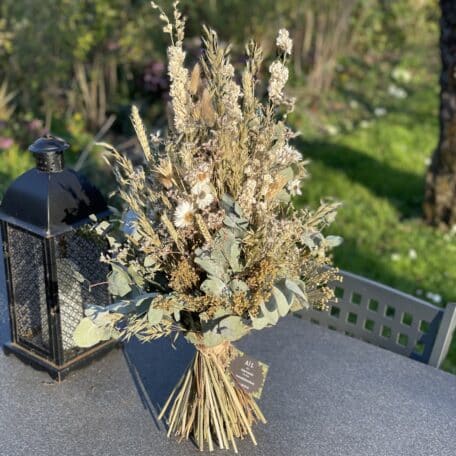 Trockenblumen Strauss nude mit Eukalyptus