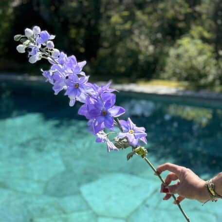 Künstlicher Rittersporn Veilchenblau