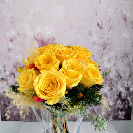 Strauss mit 15 stabilisierten Rosen, gelb