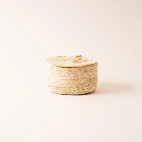 Heller Korb mit Deckel, D17cm