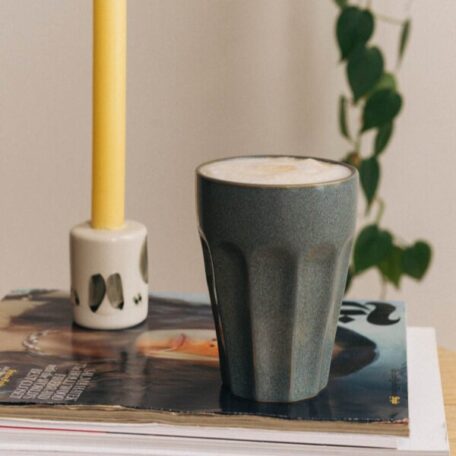 Macchiatotasse, blau-grau