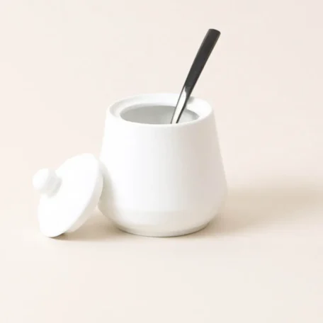 Zuckerdose mit Deckel, 8 x 8 x 10 cm