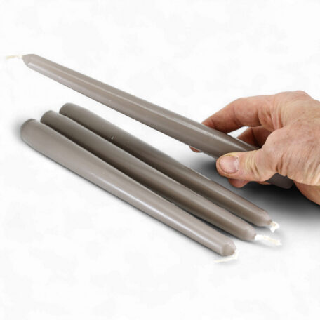 Bougies pointues 245/24mm 'Taupe clair' à 4 pièces